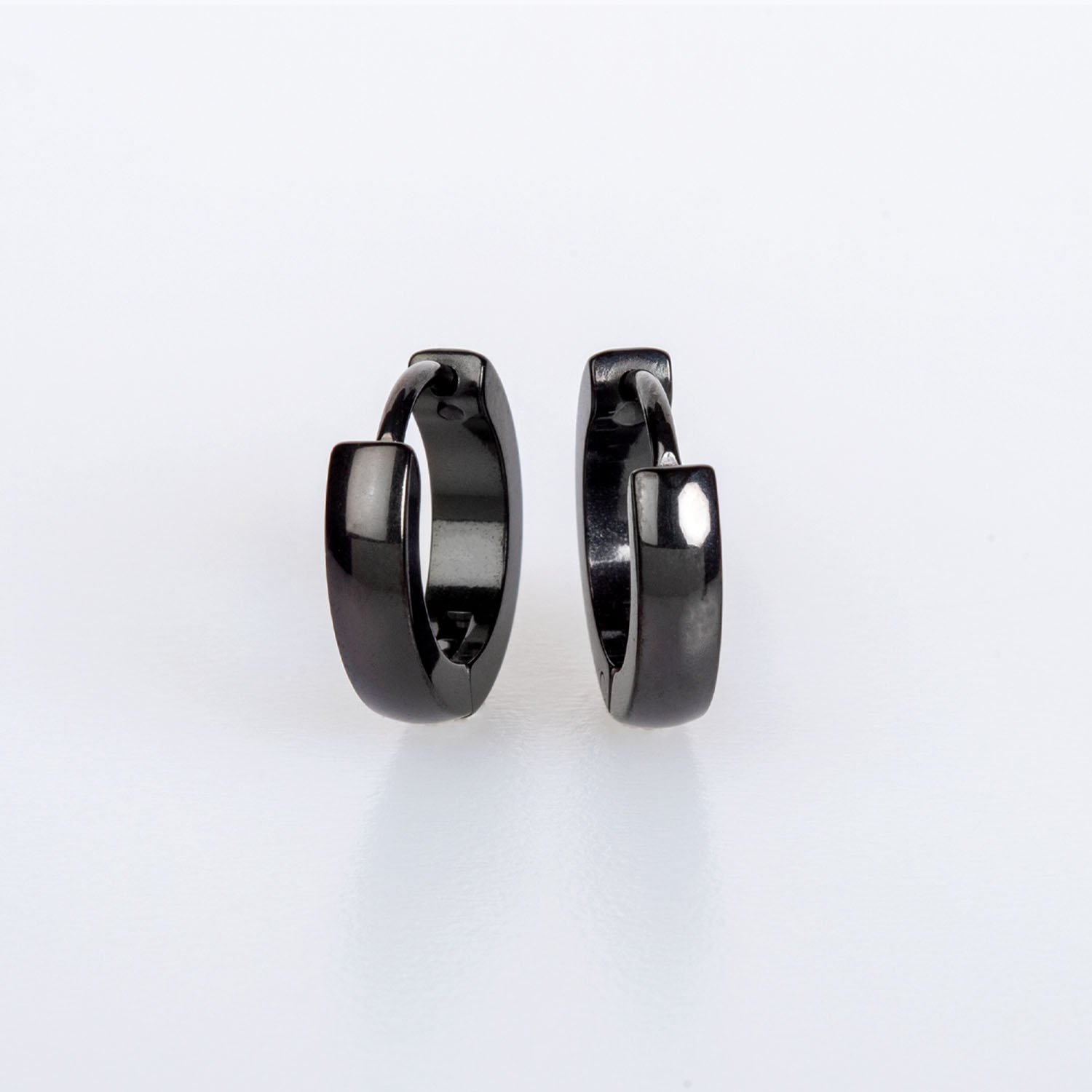 Çelik Küpe 3X8mm 4 renk- Çift Siyah