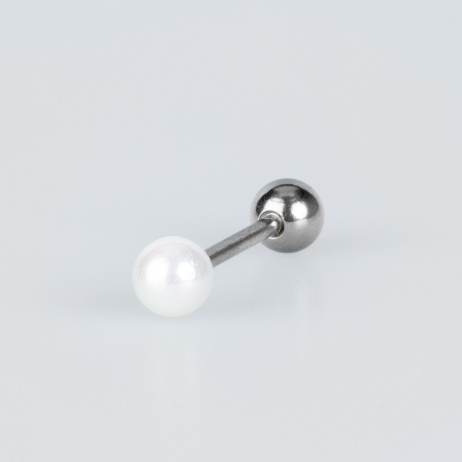 Piercing Pearl Tongue