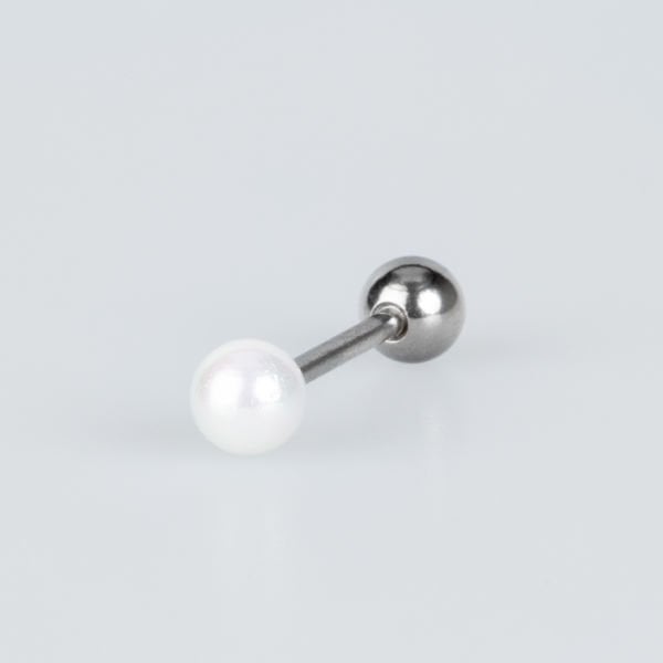 Piercing Pearl Tongue