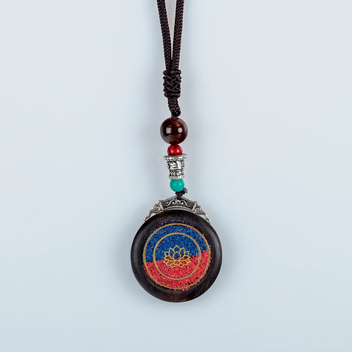Toptan Etnik Ahşap İki Renkli Taşlı Lotus Otantik Kolye
