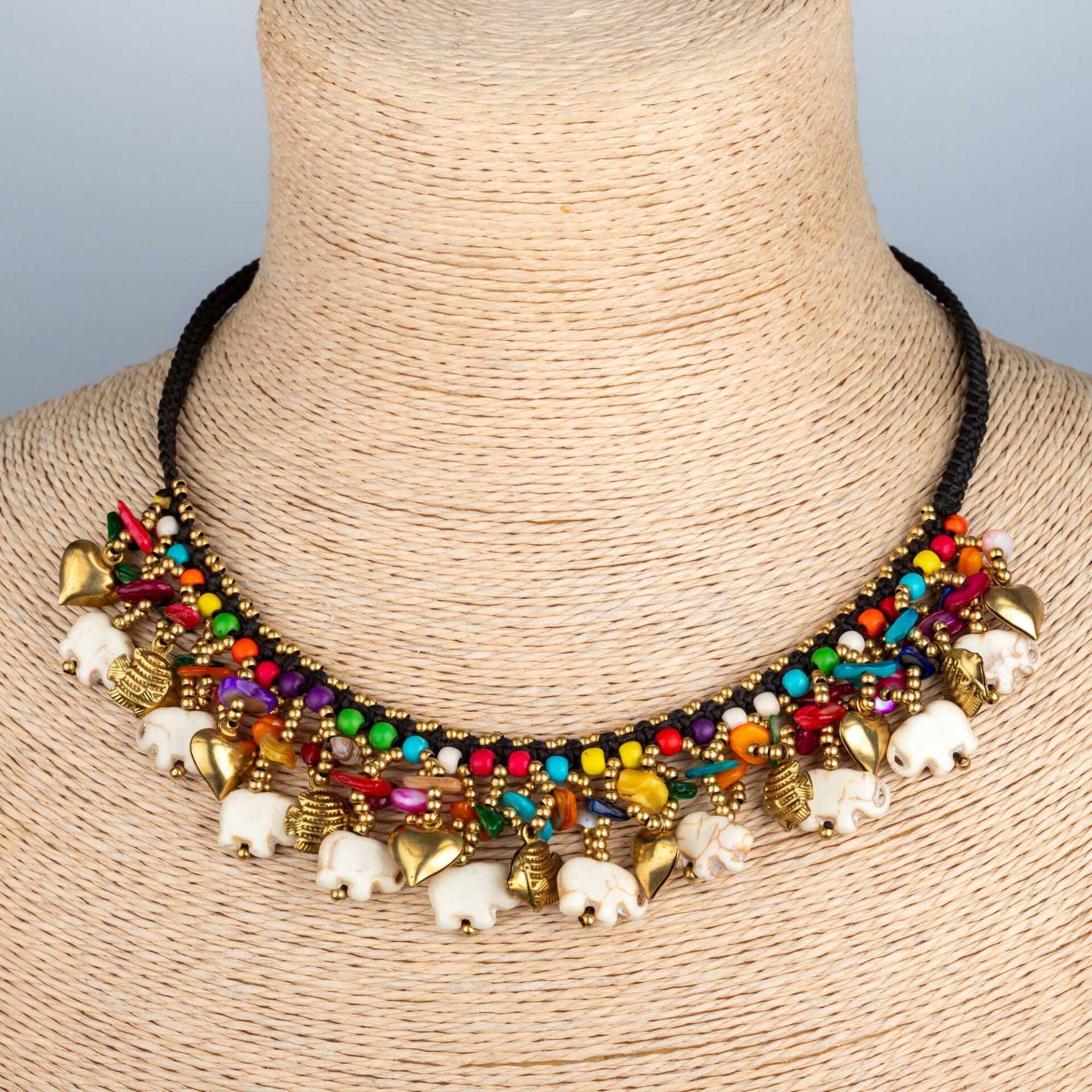 Filli Etnik Makrome Kolye 4 Renk Seçeneği