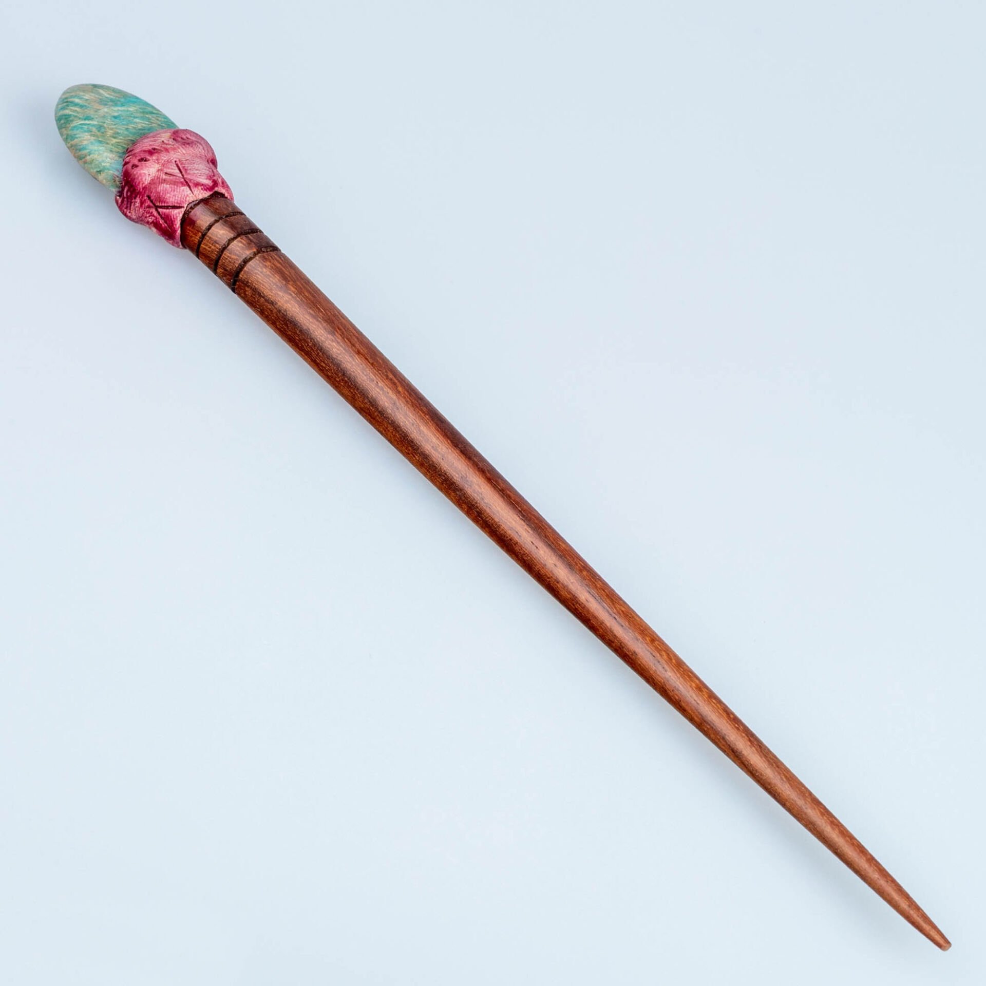 El Yapımı Doğal Taşlı Saç Çubuğu