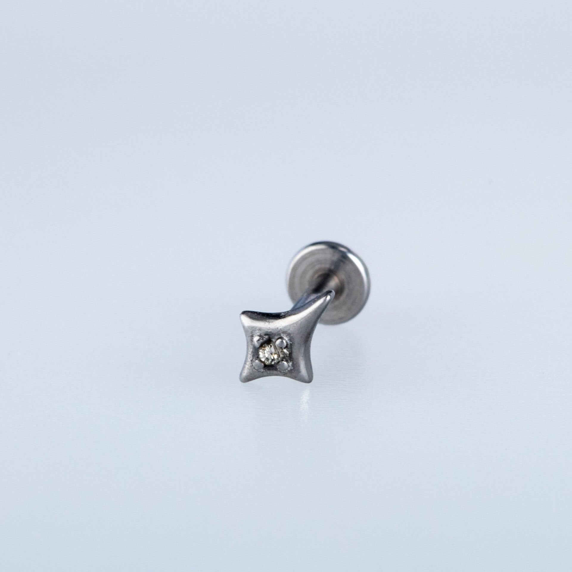 Piercing Çelik Gotik Tragus