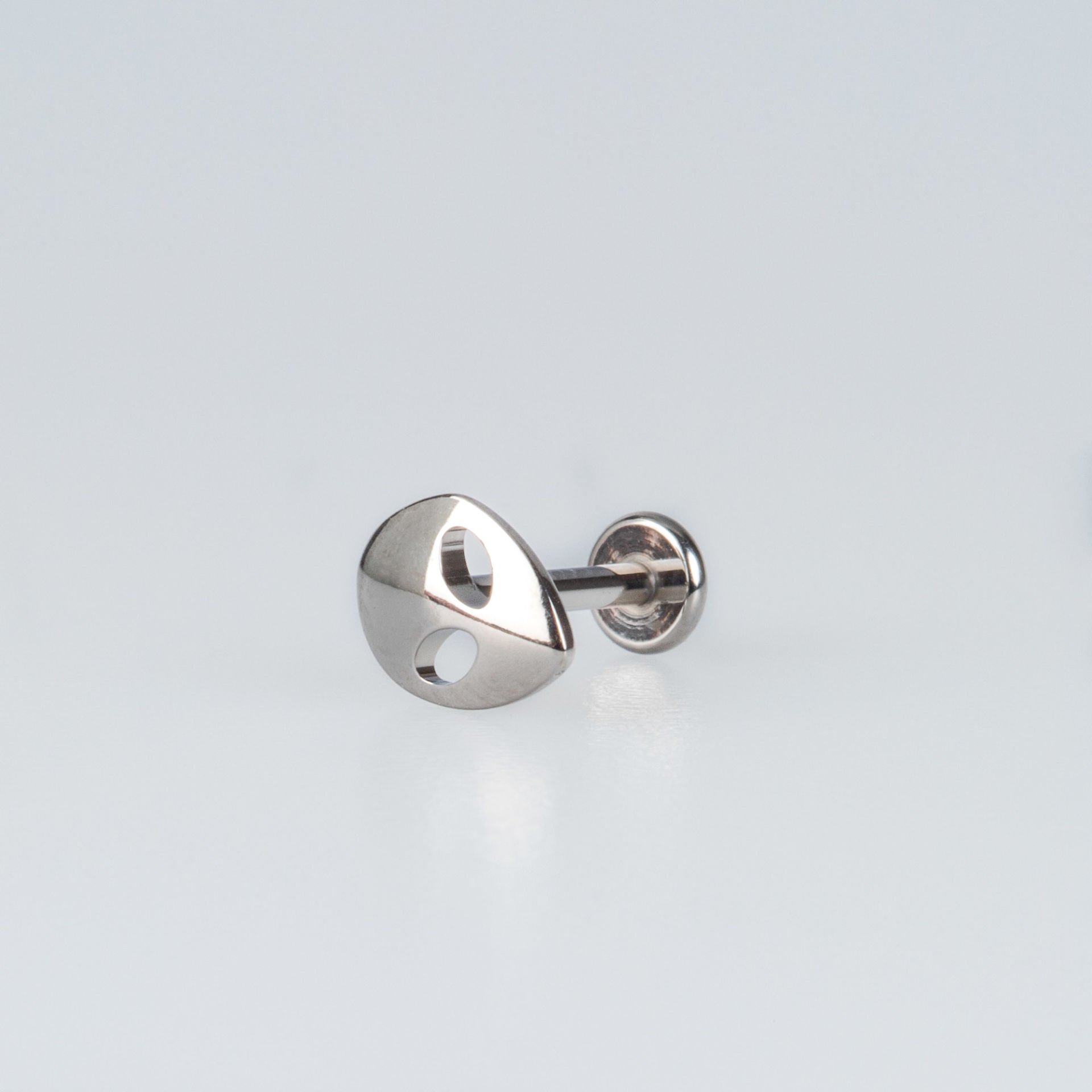 Piercing Titanyum Tragus Uzaylı