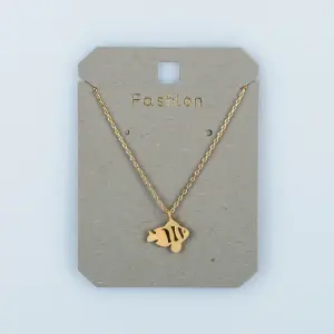 Toptan Kadın Vos Jewelry 14K Altın Kaplama Çizgili Balık Kolye