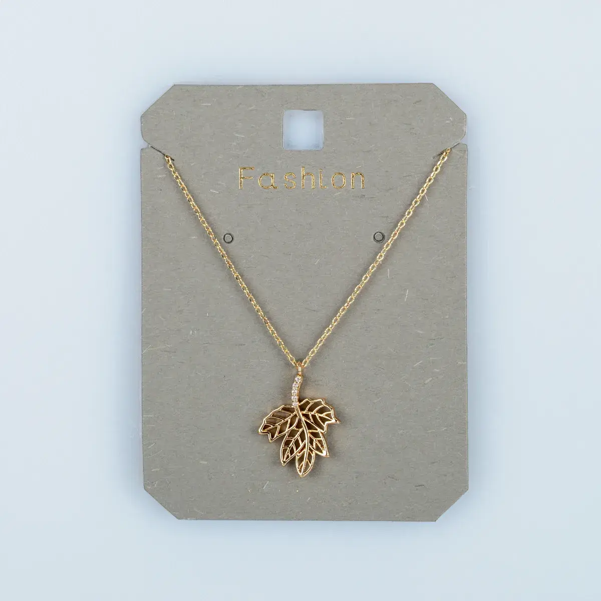 Toptan Kadın Vos Jewelry 14K Altın Kaplama Taşlı Çınar Yaprağı Kolye
