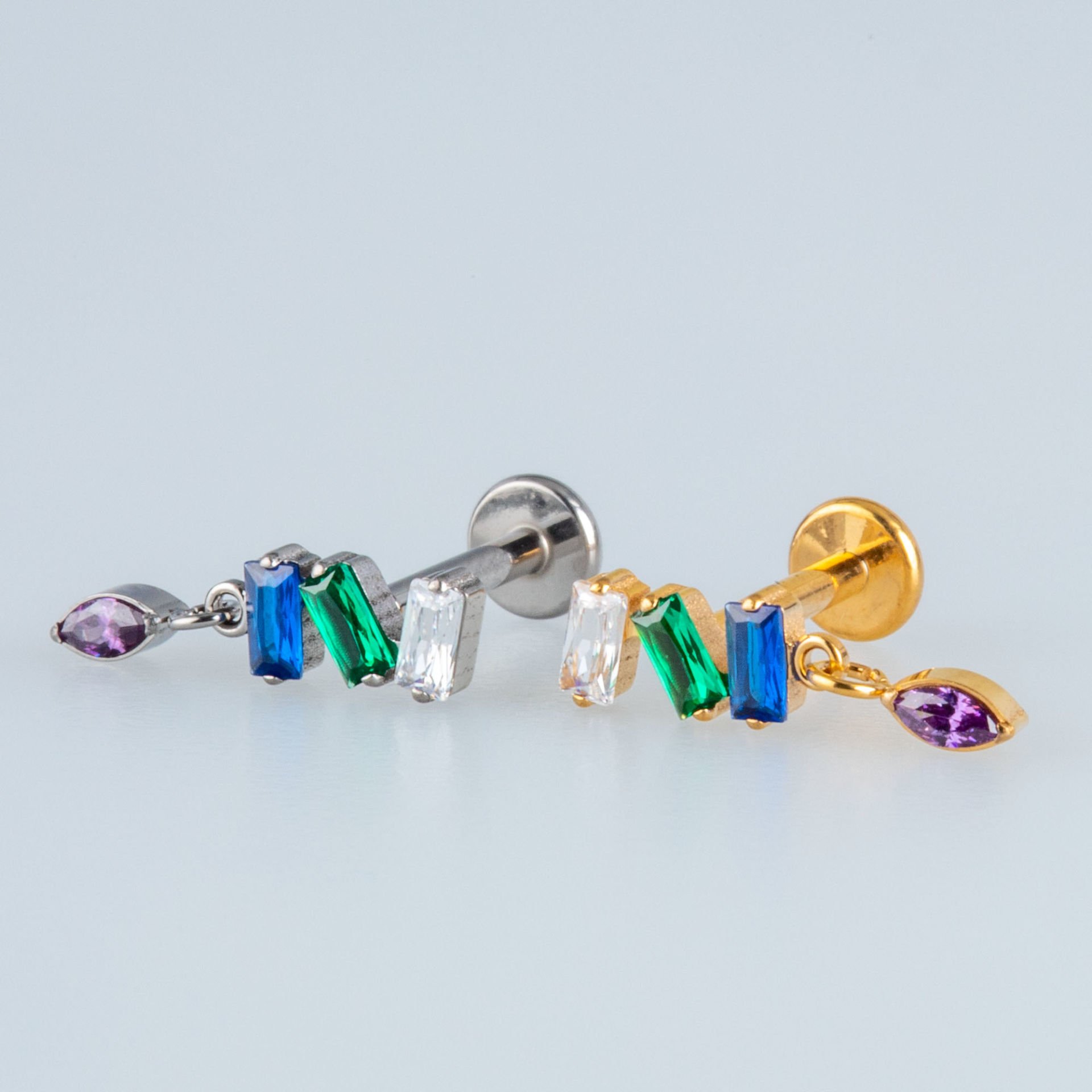 ثقب الزنمة التيتانيوم