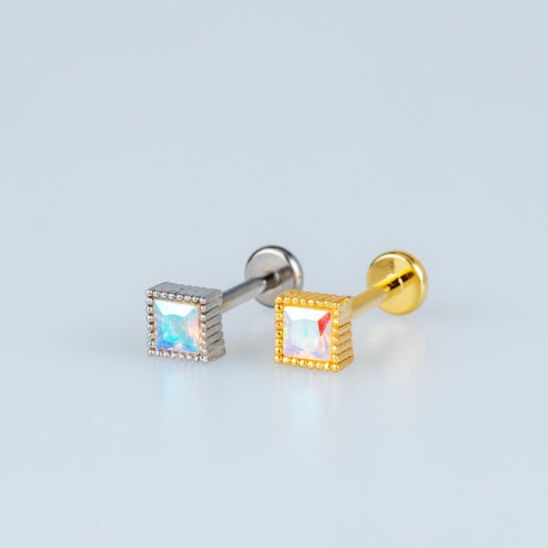 Piercing Tragus Kare Beyaz
