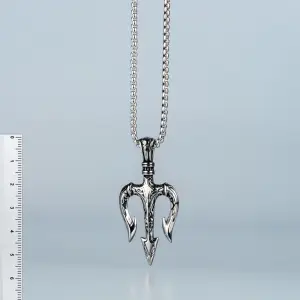 Toptan Trident Gotik Çelik Erkek Kolye